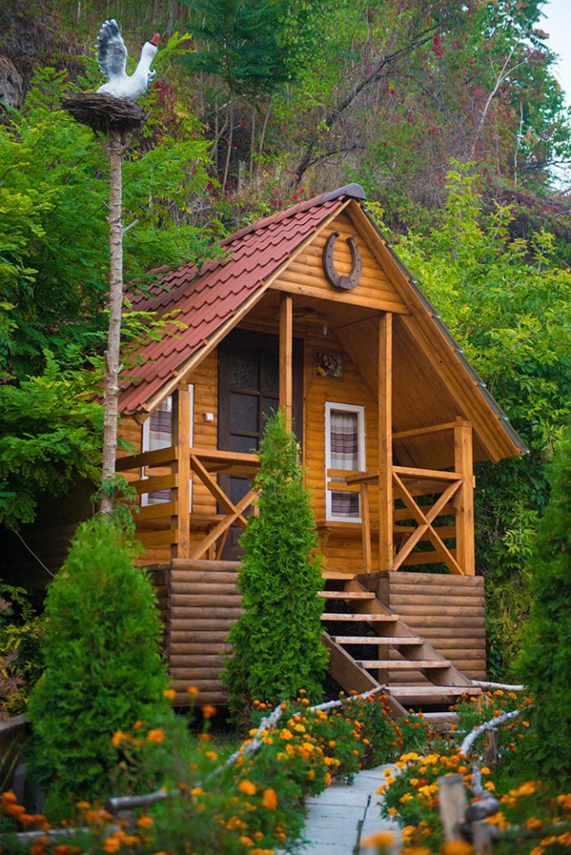 Cottage Twin